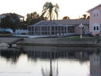 3292 Hibiscus Dr, Hernando Beach, FL 34607