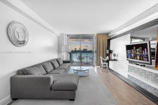 1100 West Ave Unit 1420, Miami Beach, FL 33139