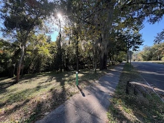 1723 NW 14th Ave, Gainesville, FL 32605