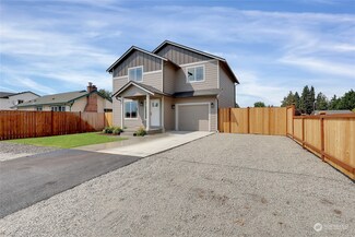 1703 121st St S, Parkland, WA 98444