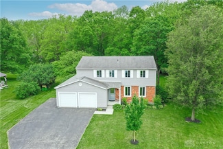 4209 Fowler Dr, Bellbrook, OH 45305