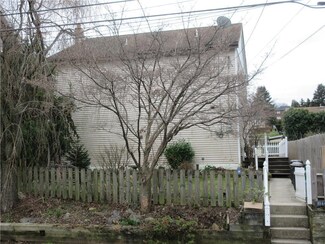 1044 E Gordon St, Allentown, PA 18109