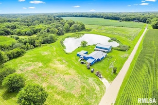 27201 N Dare Rd, Canton, IL 61520
