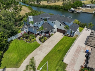 945 Bunker View Dr, Apollo Beach, FL 33572