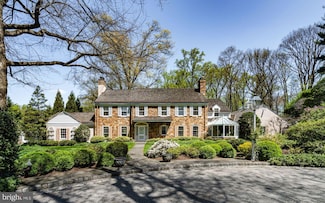 274 and 270 Hothorpe Ln, Villanova, PA 19085