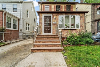 113-21 203rd St, Jamaica, NY 11412