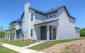 2300 Scenic Bluff Dr, Fort Worth, TX 76111