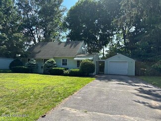 1177 Outer Dr, Schenectady, NY 12303
