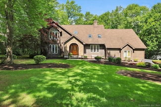 42 Doe Meadow Ct, Southington, CT 06489