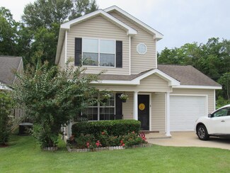 105 Tree Crest Rd, Dothan, AL 36301