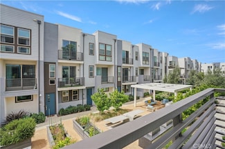 304 Placemark, Irvine, CA 92614
