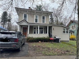 105 Water St, Fredonia, NY 14063