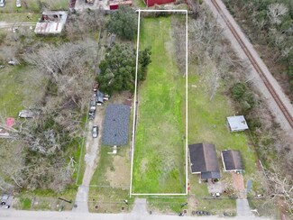0 Glass St, Houston, TX 77016