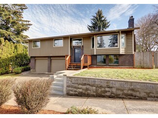 18100 Weaver Ct, Sandy, OR 97055