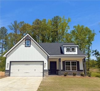 2316 Webbed Way, Opelika, AL 36804