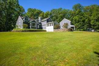 12 W Mountain Rd, Sharon, CT 06069