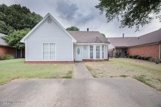 5430 Payton Dr E, Southaven, MS 38671