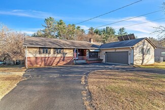 16 Farlaine Dr, Westfield, MA 01085
