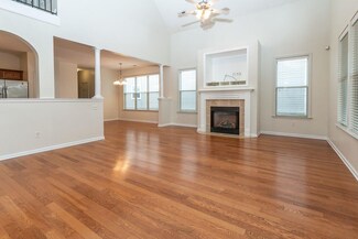 254 Fleets Island Dr, Memphis, TN 38103