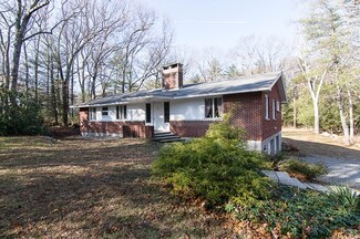 120 Maple St, Sherborn, MA 01770