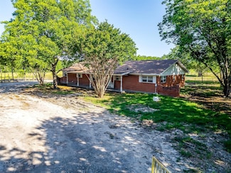 324 County Road 904, Joshua, TX 76058