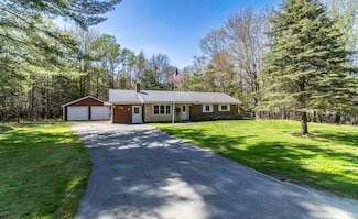 29 Fields Pond Rd, Holden, ME 04429