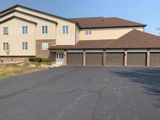 5065 Spinnaker Ln Unit C, Crown Point, IN 46307