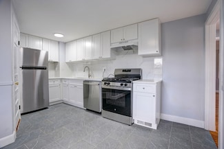 23 Langley Cir Unit 1, Quincy, MA 02170
