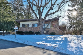 1045 Clifton Hills Ave, Cincinnati, OH 45220