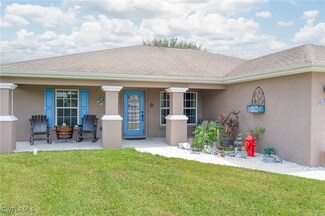 1039 Harwood Ave S, Lehigh Acres, FL 33974