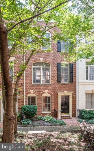 2421 13th Ct N, Arlington, VA 22201