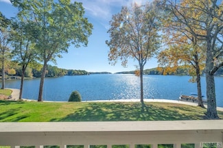 80 Toxaway Shores Unit 9, Lake Toxaway, NC 28747