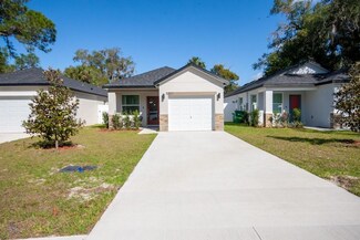 1976 Hollywood Ave, Eustis, FL 32726