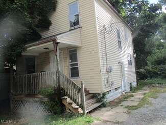 3 Henkle Ct, Elyria, OH 44035