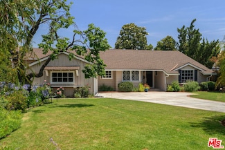 16405 Otsego St, Encino, CA 91436