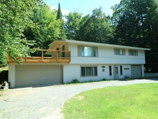 1684 Forest Dr, Saint Germain, WI 54558