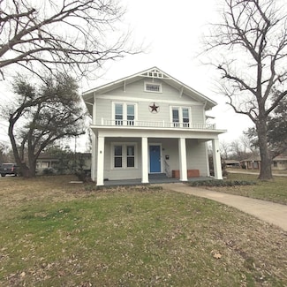 2402 Monroe St, Commerce, TX 75428