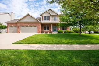 2814 Stevenson Dr, Bloomington, IL 61704