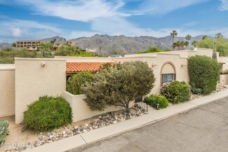 5749 N Camino Esplendora, Tucson, AZ 85718