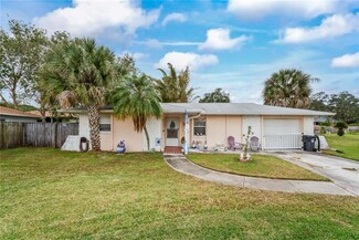 400 Maplewood Dr, Oldsmar, FL 34677