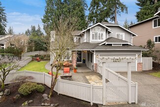 11725 NE 106th Ln, Kirkland, WA 98033