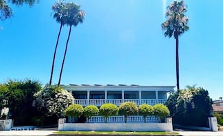 730 Santiago Ave, Long Beach, CA 90804