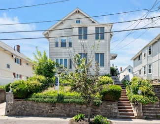 34-36 Keenan St, Watertown, MA 02472