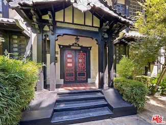 1220 N La Cienega Blvd Unit E2, West Hollywood, CA 90069