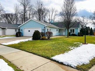 4422 E Shenandoah Cir, Fort Wayne, IN 46835