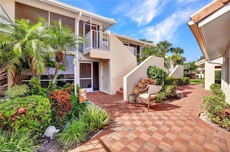 2372 Hidden Lake Dr Unit 808, Naples, FL 34112