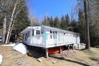 440 Stone Shore Rd, Glover, VT 05839