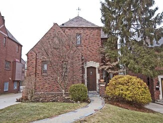 1280 Bellerock St, Pittsburgh, PA 15217
