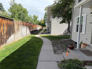 1967 S Oakland Way, Aurora, CO 80014