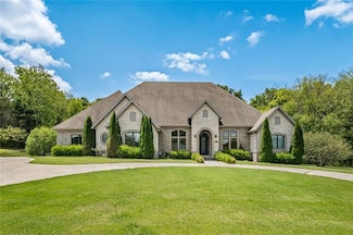 545 Winding Spring Dr, Fayetteville, AR 72703